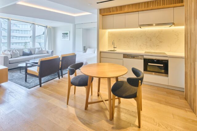 20250919 Skye SN568 Summer Living Room Kitchen DSC9015 Lores 1