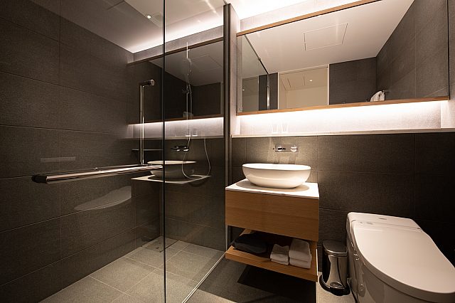 2 Bedroom Bathroom